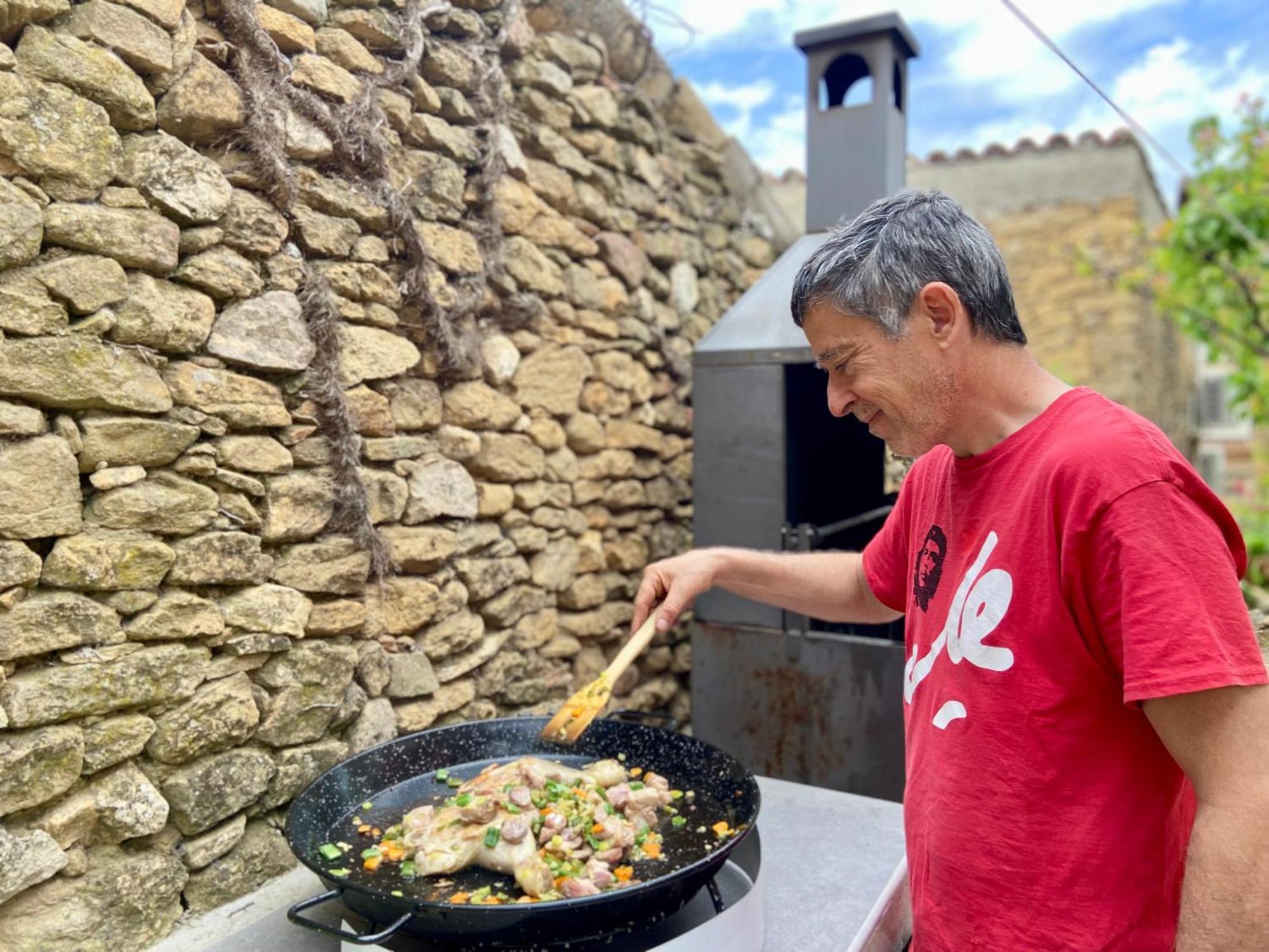 アヘル Casa Acollidora I Familiar Amb Jardi I Barbacoaヴィラ エクステリア 写真